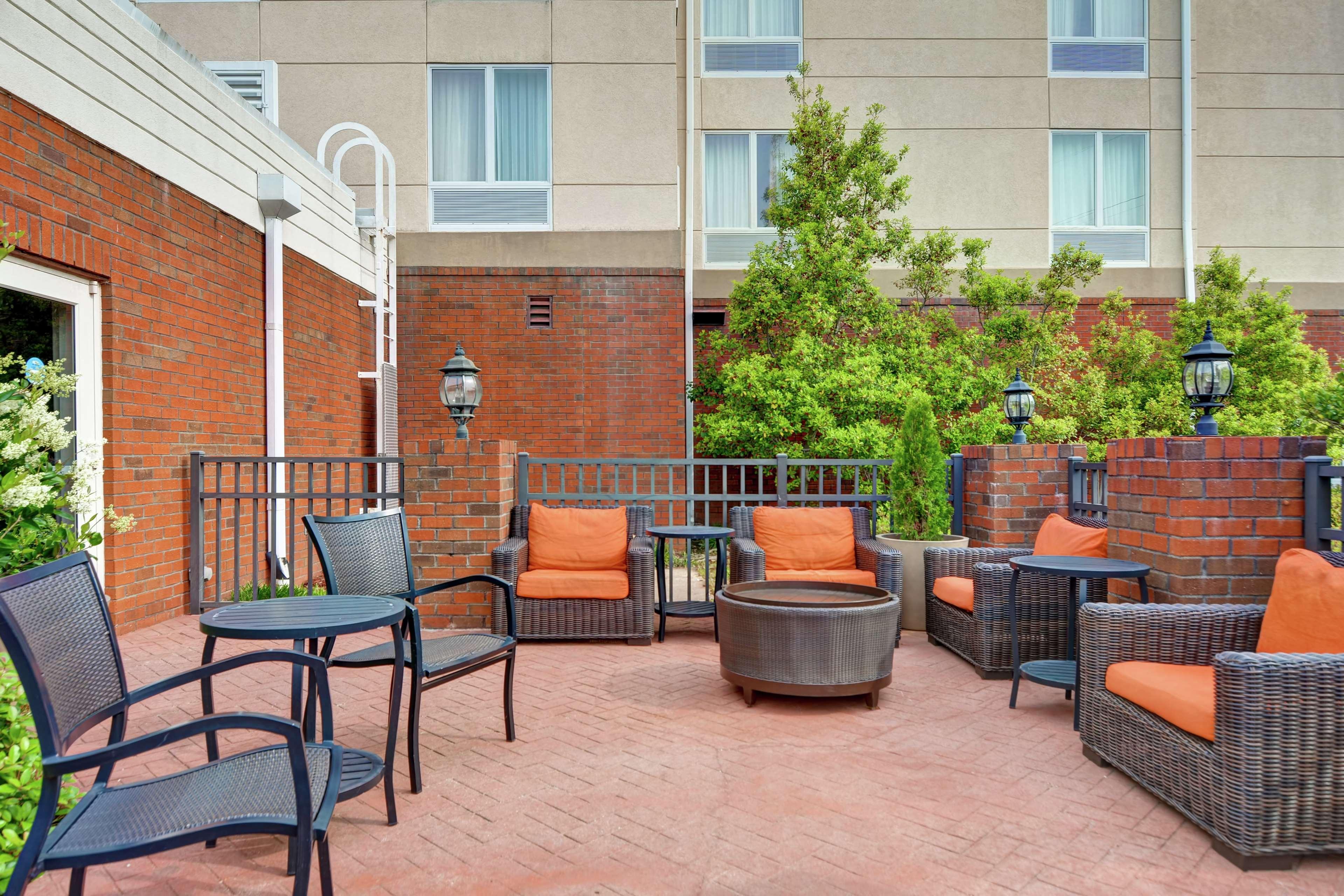 Hilton Garden Inn Hattiesburg Exterior foto